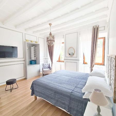 Apartmán Via Vittoria Quattro Řím Exteriér fotografie